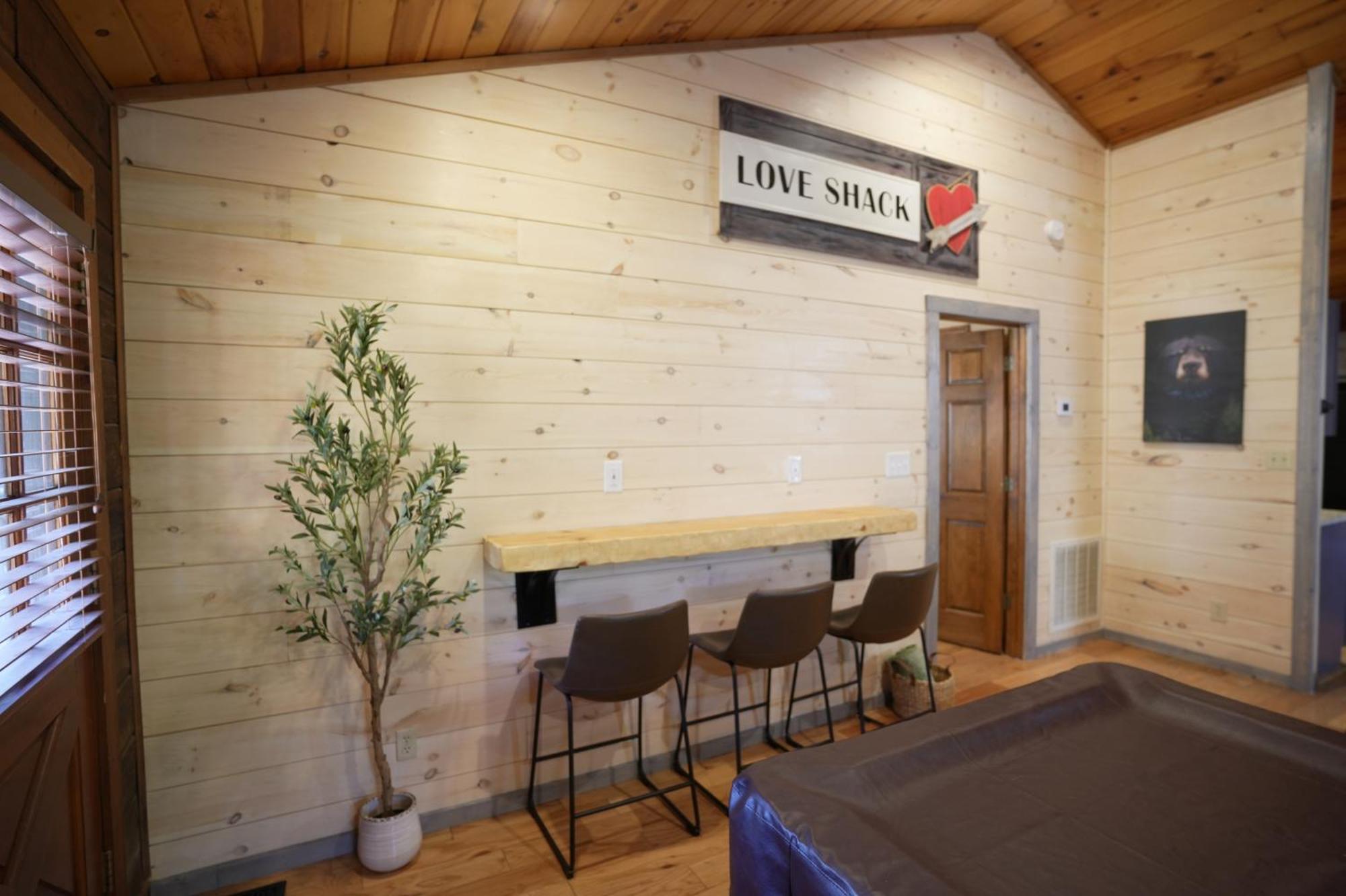 Love Shack Sevierville Ngoại thất bức ảnh